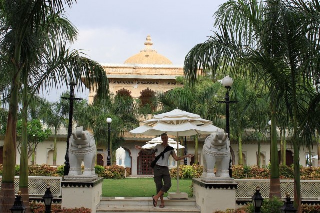 Palais de l'île de Jagmandir